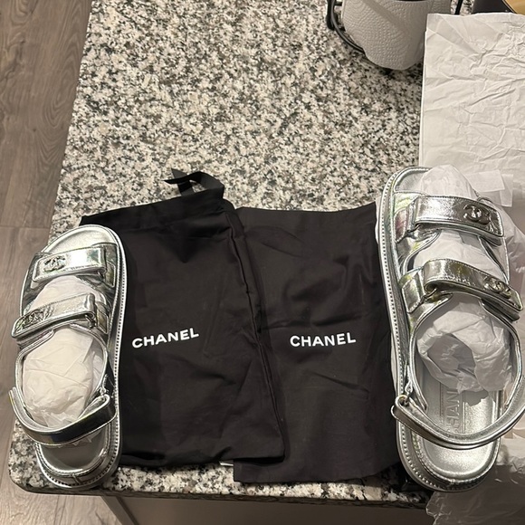 CHANEL Silver Sandals with Adjustable Straps - Picture 3 of 7